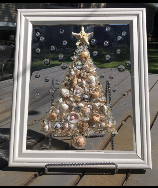 Resin Crushed Glass Framed Christmas Tree 